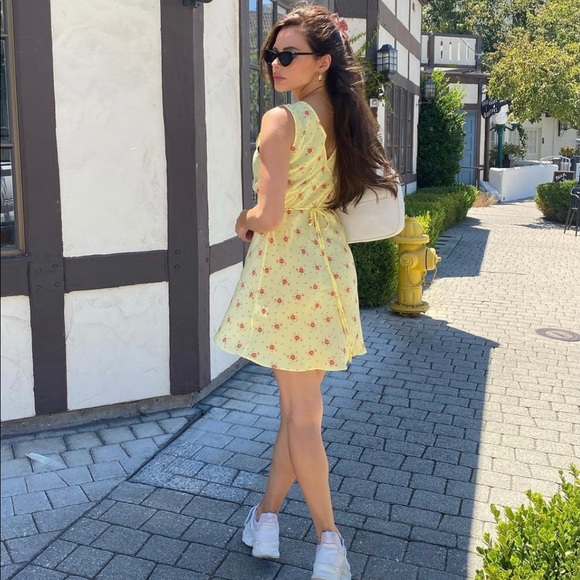 Meet your Posher, Amanda - Picture 8 of 13